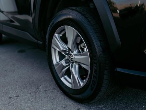 Used 2024 Toyota RAV4 XLE image 6