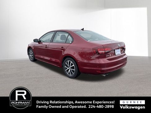 Used 2016 Volkswagen Jetta SE image 6
