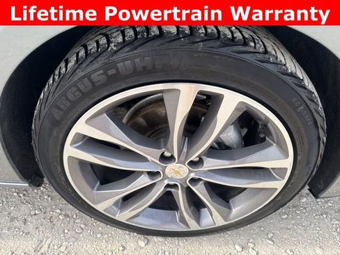 Used 2024 Chevrolet Malibu LT image 29