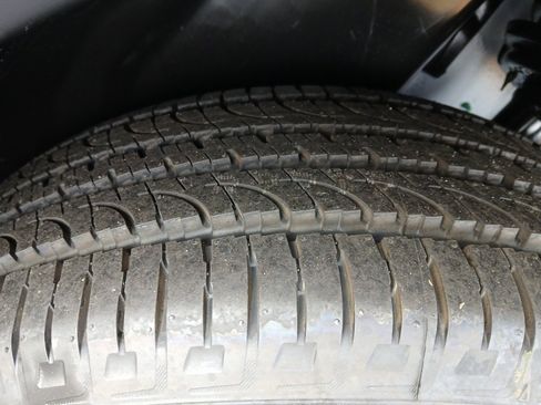 New 2026 Jeep Compass Latitude image 17