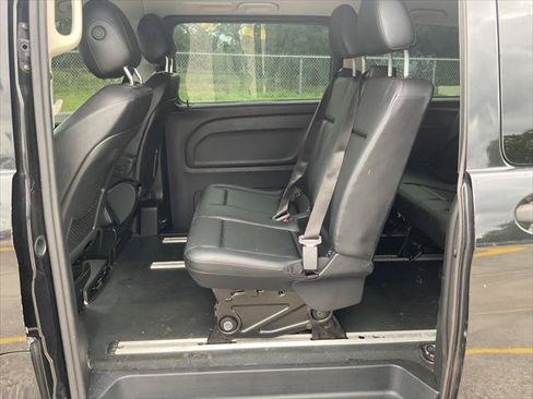 Used 2019 Mercedes-Benz Metris Passenger image 12