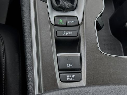 Used 2022 Honda Accord Sport image 19