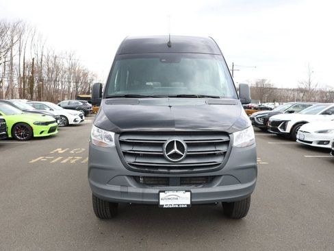 Used 2023 Mercedes-Benz Sprinter 2500 w/ Acoustic Package image 8