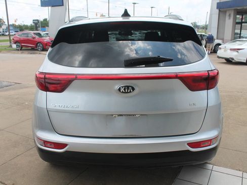 Used 2019 Kia Sportage EX w/ EX Premium Package FWD image 6