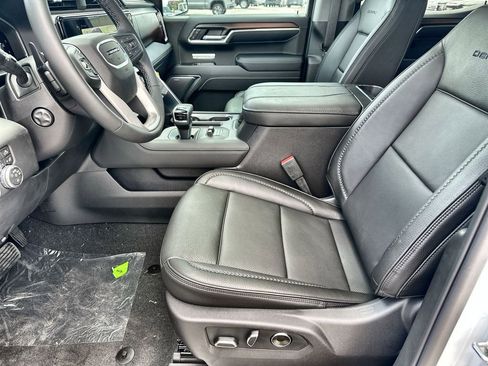 New 2026 GMC Sierra 1500 Denali w/ Denali Reserve Package image 24