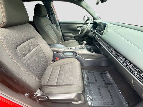 Certified 2024 Honda HR-V Sport image 30