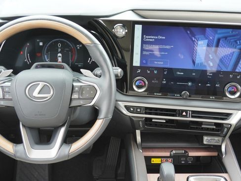 Used 2023 Lexus RX 350 FWD w/ Cold Area Package image 31