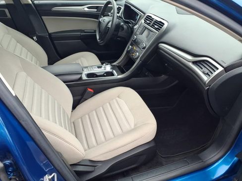 Used 2018 Ford Fusion S FWD image 25