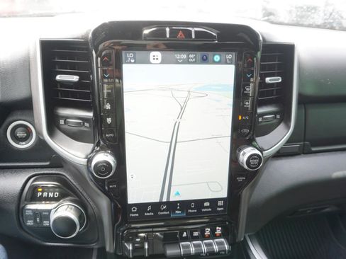 Used 2022 RAM 1500 Big Horn AWD/4WD image 24