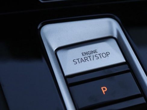 Used 2024 Volkswagen Atlas Peak Edition SE image 25