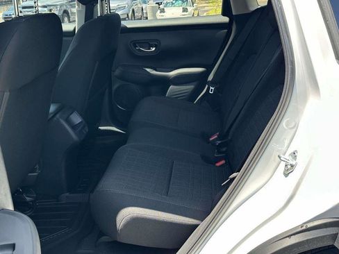 New 2026 Honda HR-V LX image 9