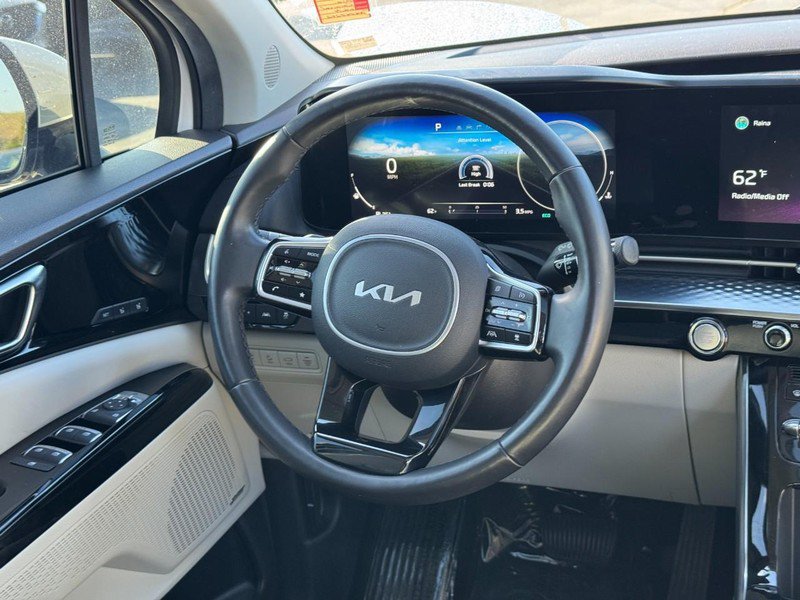 Used 2022 Kia Carnival SX Prestige FWD image 15