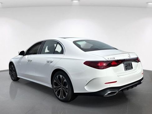 New 2026 Mercedes-Benz E 350 4MATIC Sedan image 5