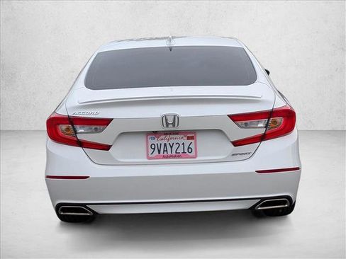 Used 2018 Honda Accord Sport image 7