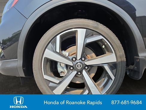 Used 2022 Nissan Rogue Sport SL w/ Premium Package AWD/4WD image 9
