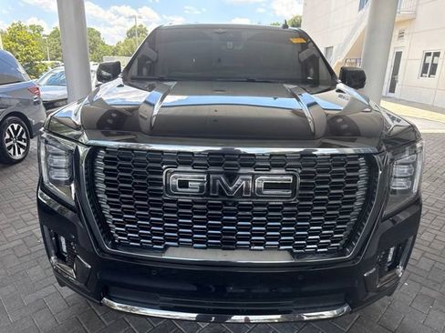 Used 2024 GMC Yukon XL Denali Ultimate AWD/4WD image 2