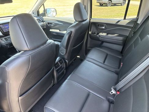 Used 2017 Honda Ridgeline RTL-T image 18
