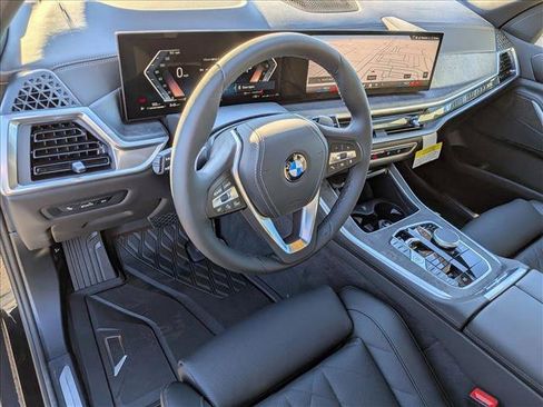 Used 2026 BMW X5 xDrive40i AWD/4WD image 3