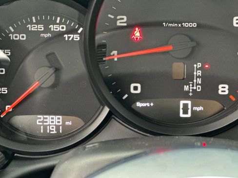 Used 2025 Porsche 718 Cayman image 26