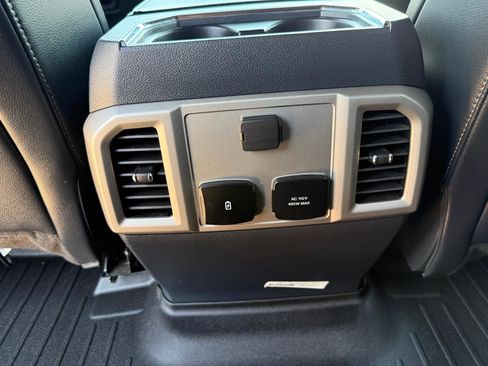 Used 2022 Ford F250 Lariat w/ Lariat Ultimate Package image 30