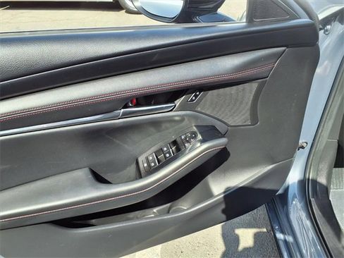 Used 2024 MAZDA MAZDA3 s image 12