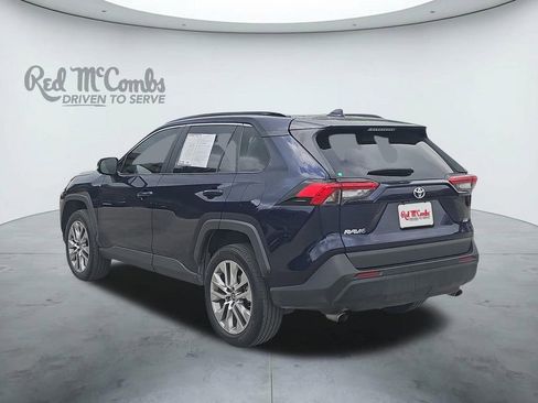 Used 2022 Toyota RAV4 XLE Premium FWD image 3