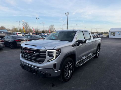 Used 2022 GMC Sierra 1500 SLT w/ SLT Premium Plus Package image 11