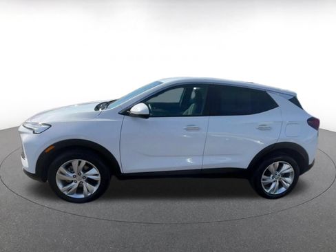 Used 2025 Buick Encore GX Preferred FWD image 9