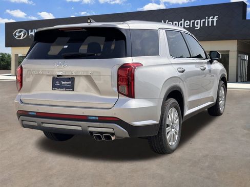 Certified 2025 Hyundai Palisade SEL image 7