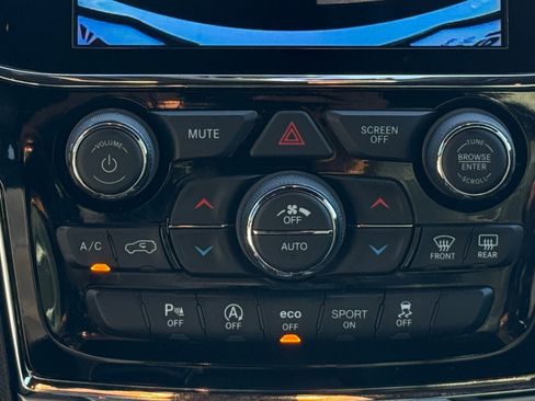 Certified 2020 Jeep Grand Cherokee Altitude image 24