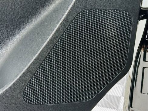 Used 2023 Mercedes-Benz Sprinter 2500 image 14