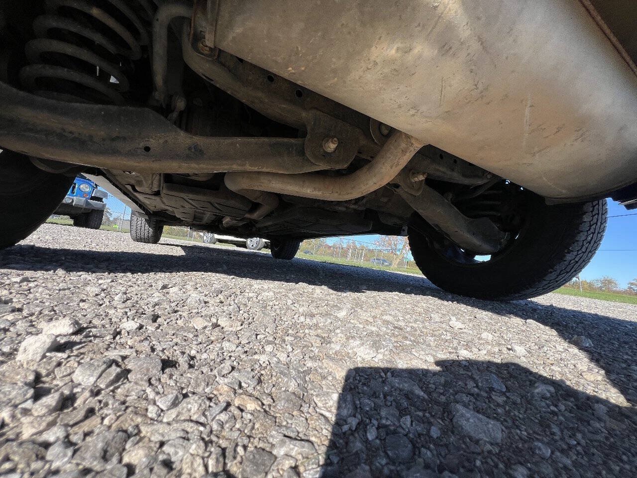 Used 2015 Jeep Cherokee Trailhawk AWD/4WD image 10