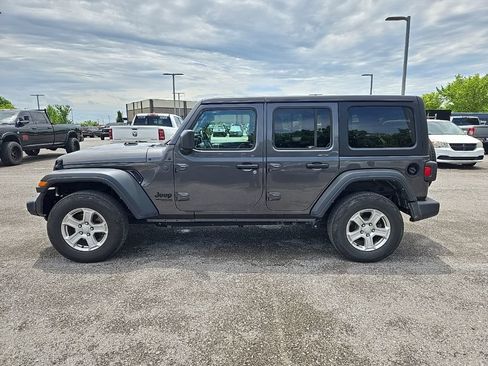 Used 2022 Jeep Wrangler Unlimited Sport AWD/4WD image 4