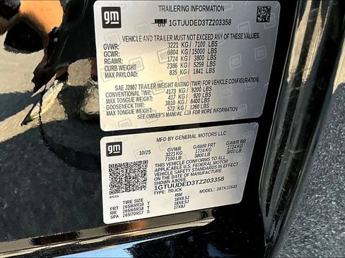 Used 2026 GMC Sierra 1500 SLT AWD/4WD image 22