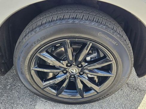 Certified 2025 Acura RDX SH-AWD image 17