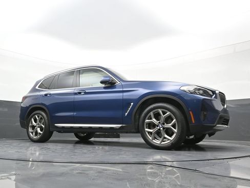 Used 2024 BMW X3 xDrive30i w/ Premium Package image 21