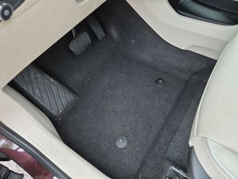 Used 2023 Buick Envision Avenir FWD image 22