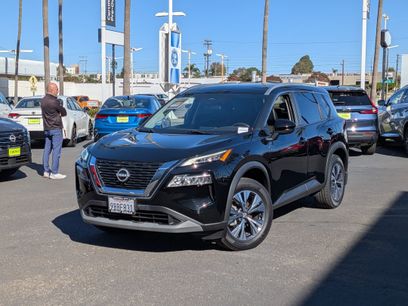 Certified 2022 Nissan Rogue SV w/ SV Premium Package