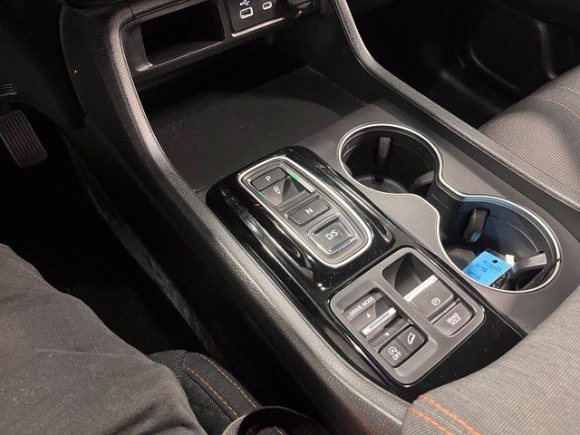 Used 2025 Honda Pilot Sport image 30