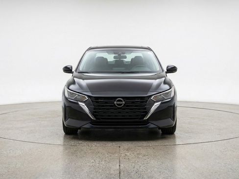 Used 2025 Nissan Sentra SV image 2