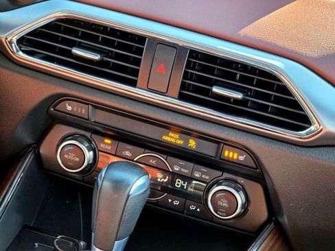 Used 2016 MAZDA CX-9 Signature image 15