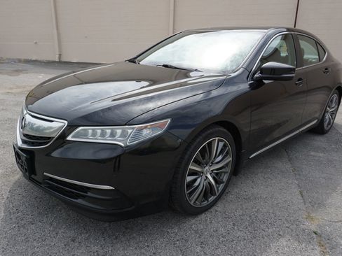 Used 2015 Acura TLX w/ Technology Package FWD image 4
