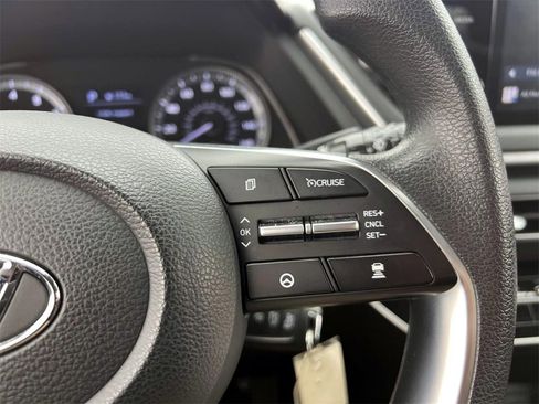 Certified 2022 Hyundai Sonata SE w/ Cargo Package image 23