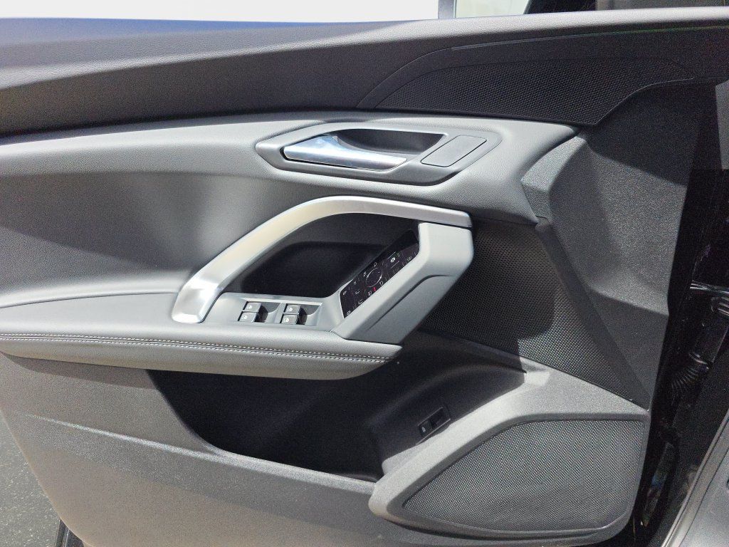 New 2026 Audi Q5 2.0T AWD/4WD image 18
