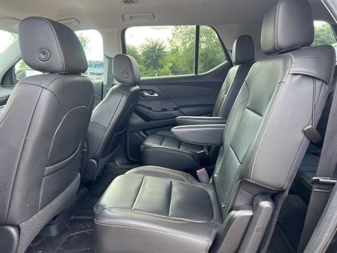 Used 2020 Chevrolet Traverse LT w/ LPO, Floor Liner Package AWD/4WD image 4