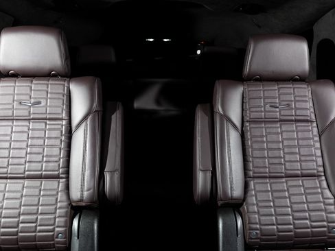 Used 2024 Cadillac Escalade V w/ LPO, ONYX Package AWD/4WD image 7