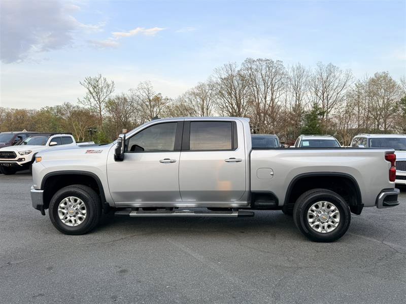 Used 2023 Chevrolet Silverado 2500 LT w/ Convenience Package AWD/4WD image 8