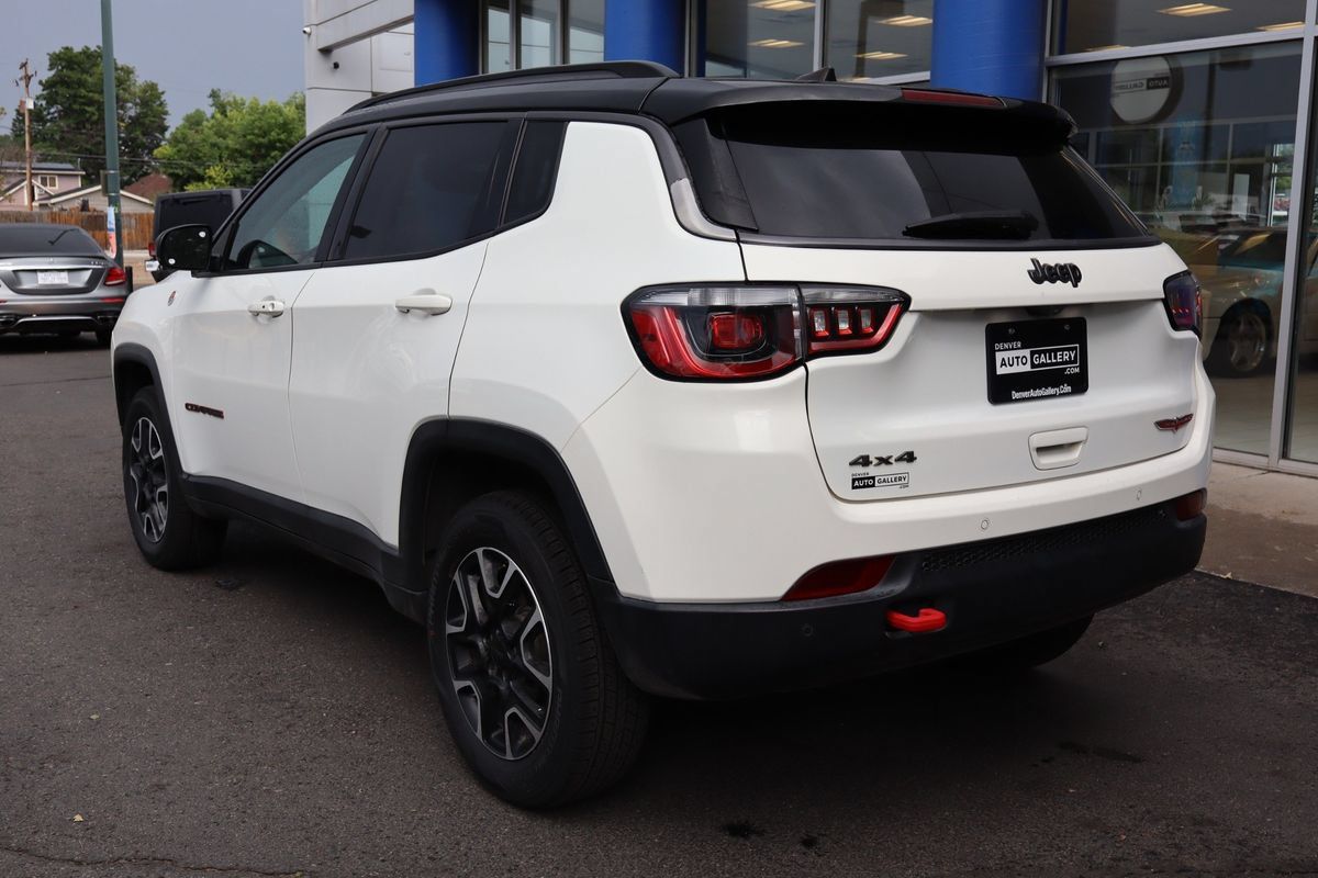 Used 2021 Jeep Compass Trailhawk AWD/4WD image 3