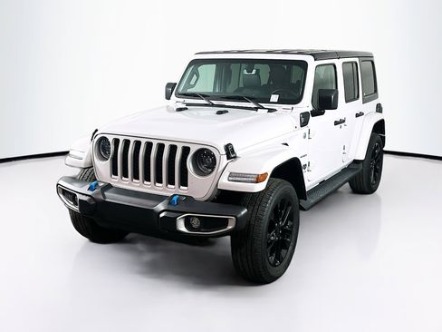 Used 2023 Jeep Wrangler Sahara w/ Cold Weather Group image 3