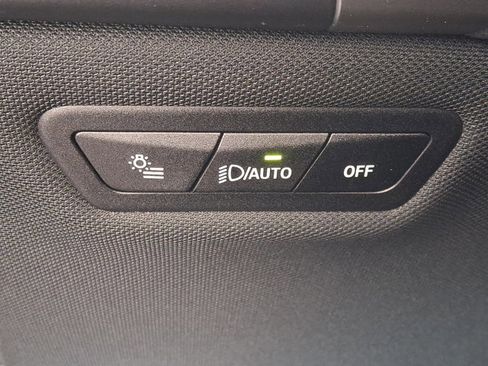 Certified 2025 BMW iX xDrive50 w/ Premium Package image 25